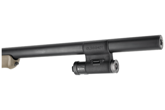 Fixation clicSHOT montée sur une carabine silence Blaser